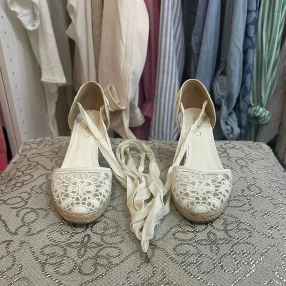 Also size 5 lace wrap up wedge espadrilles white - Picture 2 of 10